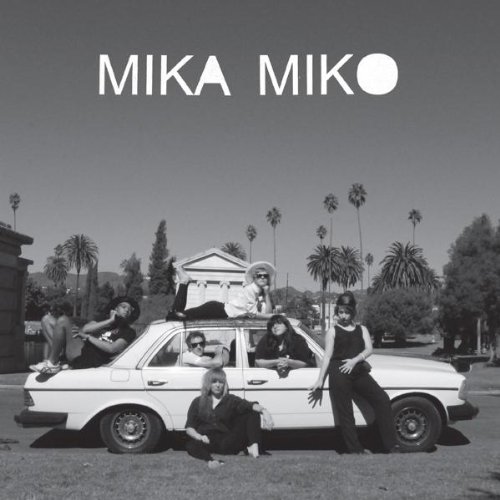We Be Xuxa by Mika Miko