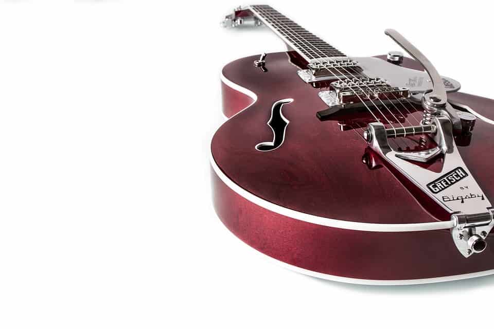 10 Best Semi Hollow & Hollow Body Guitars in 2019 [Buying Guide]